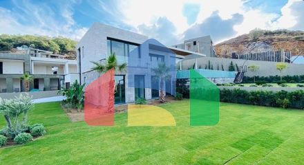 Комфортні і просторі вілли з панорамним видом!