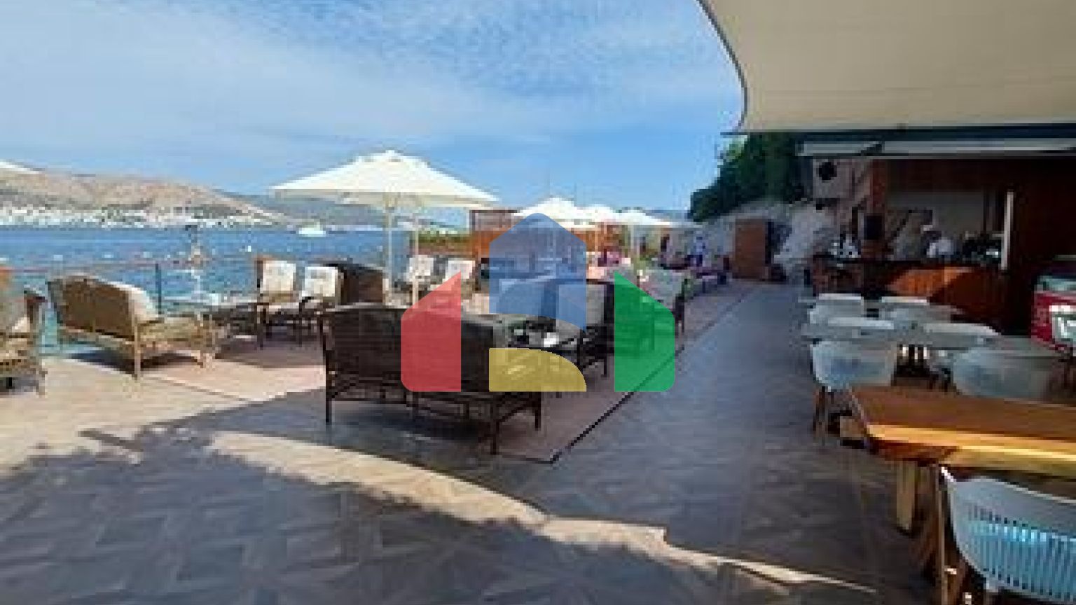 Виллы и пентхаусы с видом на крепость Бодрума