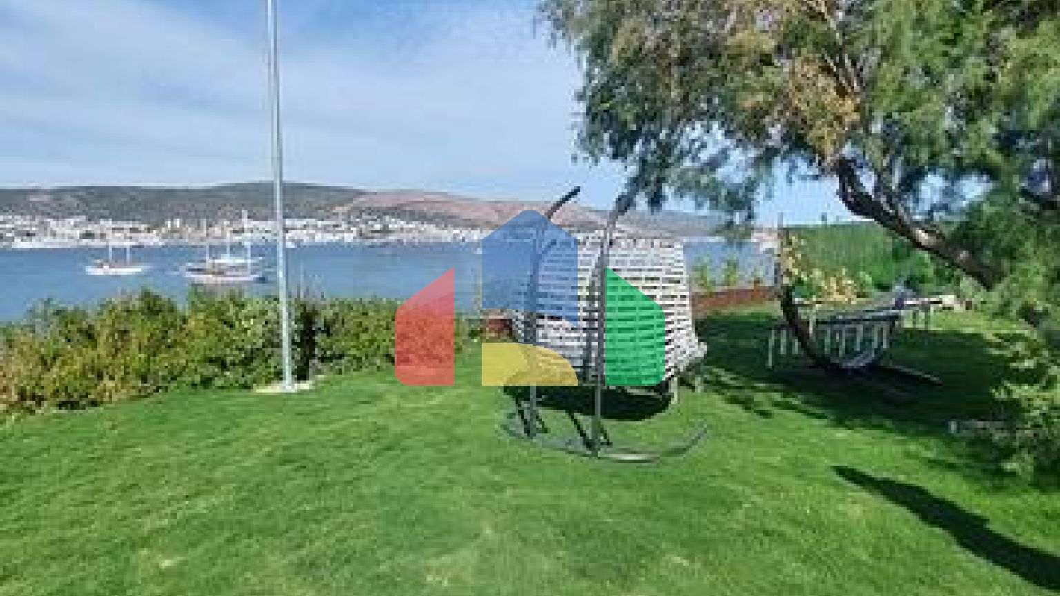 Виллы и пентхаусы с видом на крепость Бодрума