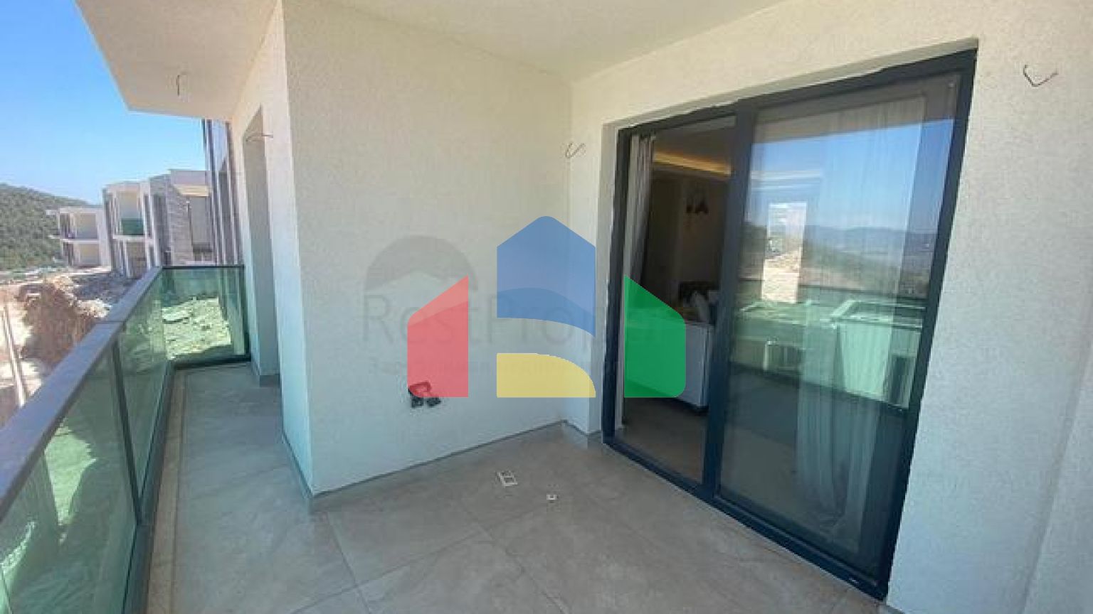 Еко комплекс вілли з видом на море і на ліс !