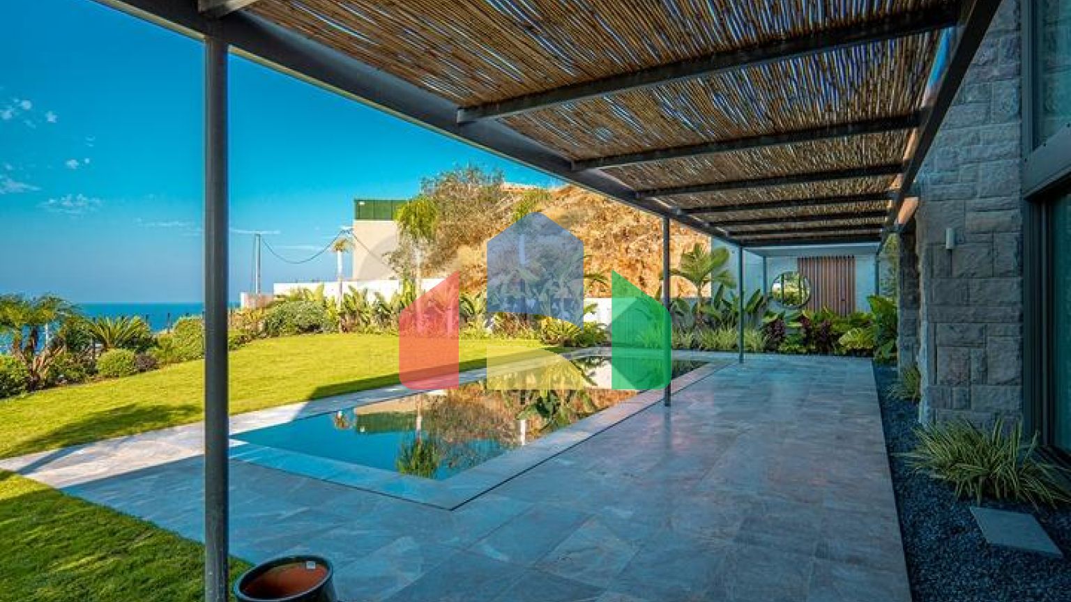 Стильні вілли в сучасному дизайні з видом на море в районі Яликавак