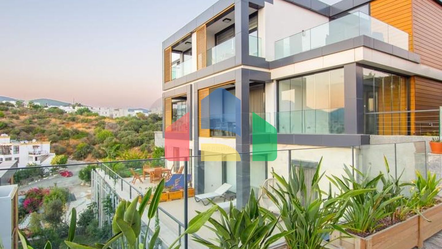 Квартиры в центре Бодрума с видом на Море и город!