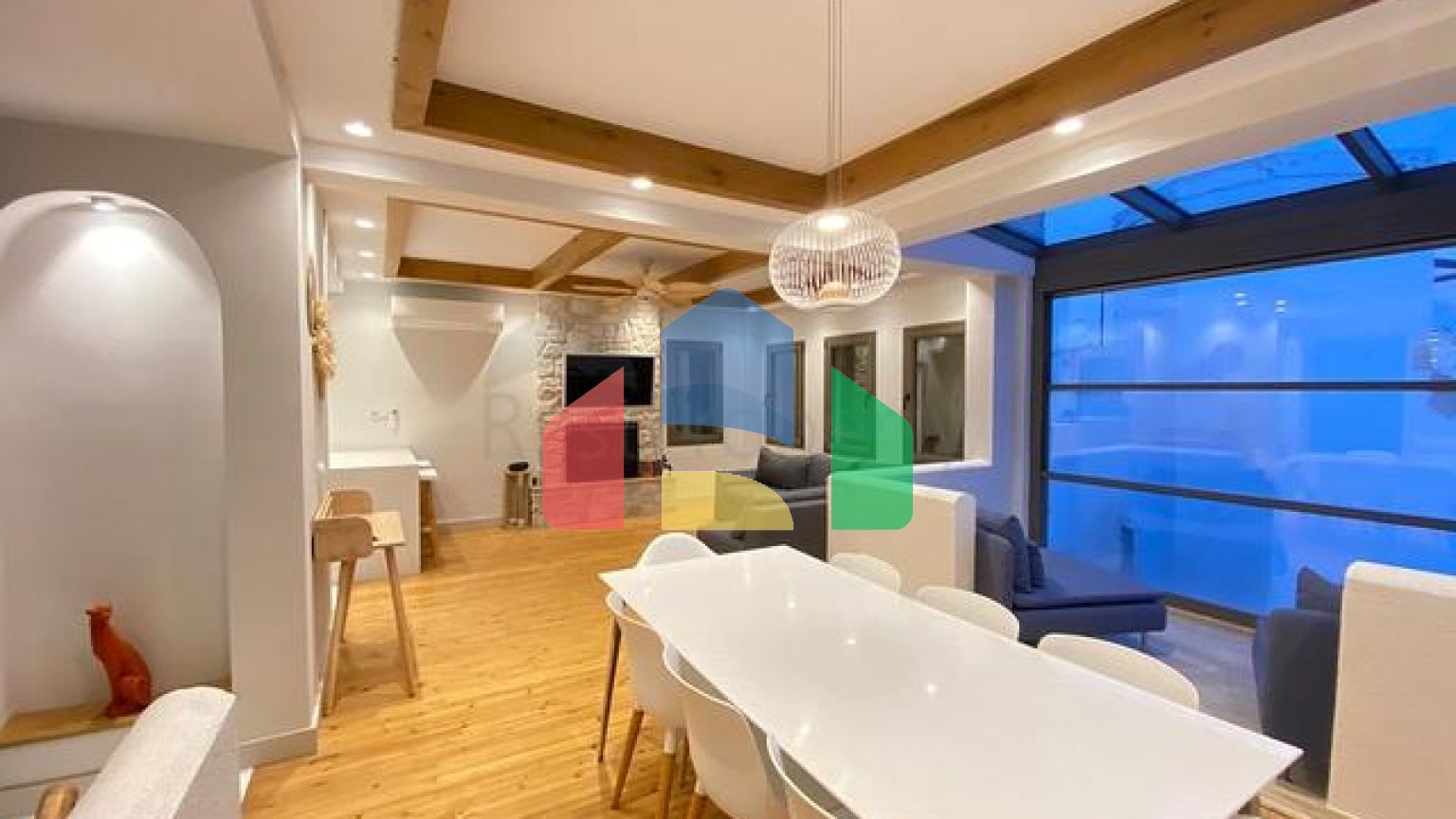 Окрема вілла 4+1 з видом на море і місто в бухті Бордакчі, Бодрум