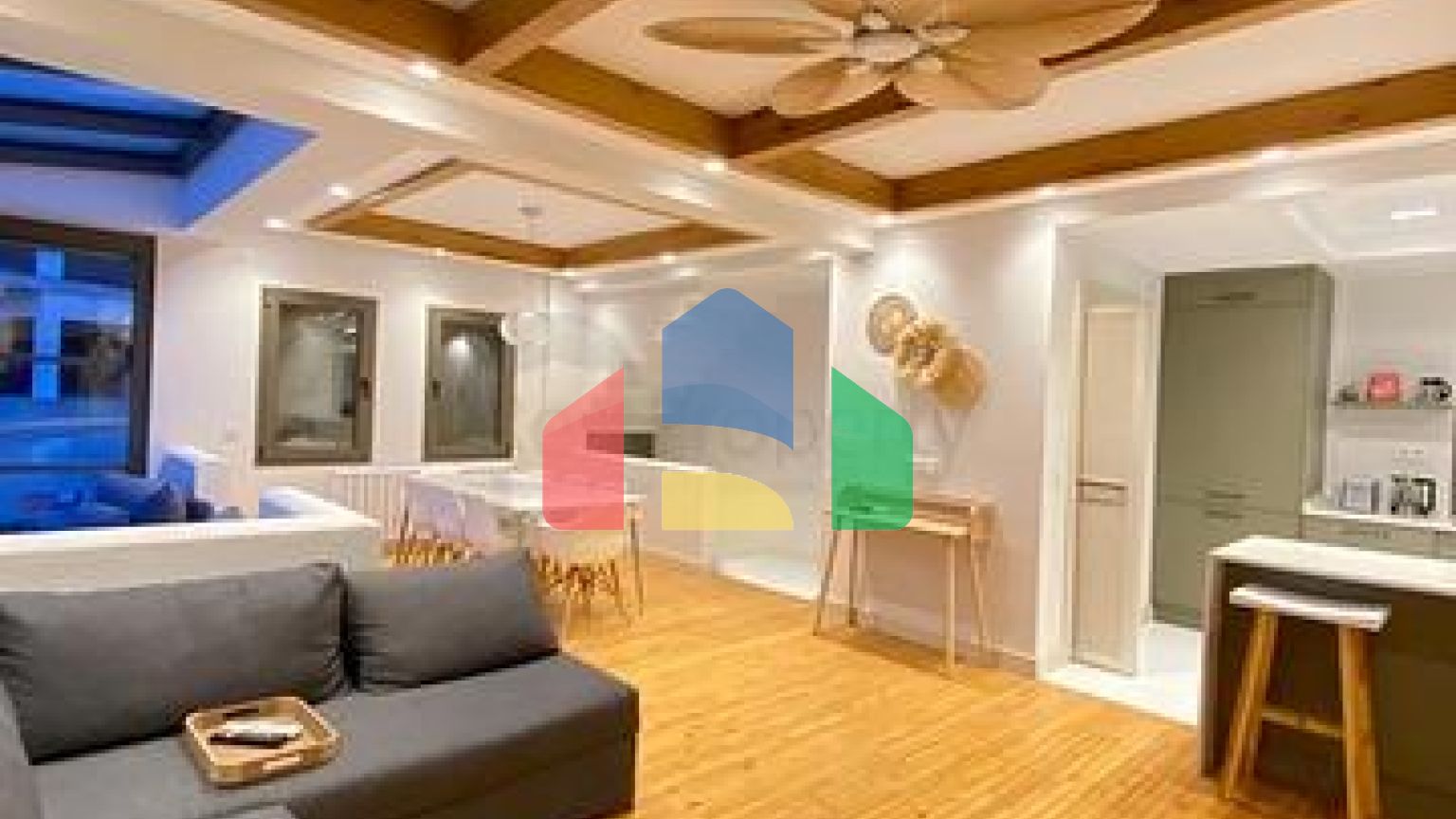 Окрема вілла 4+1 з видом на море і місто в бухті Бордакчі, Бодрум