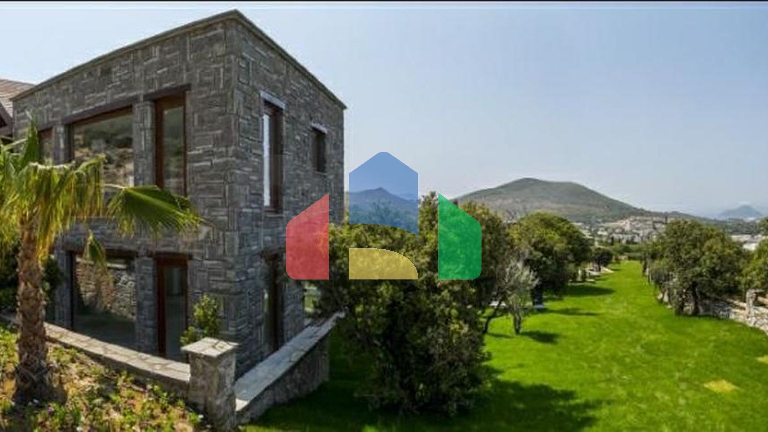 Елітні вілли з каменю в історичному місці