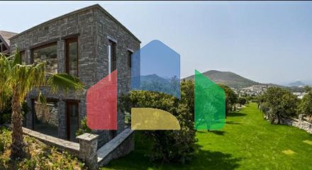 Елітні вілли з каменю в історичному місці