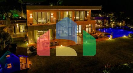 Paradise villas in Bodrum with hotel services.