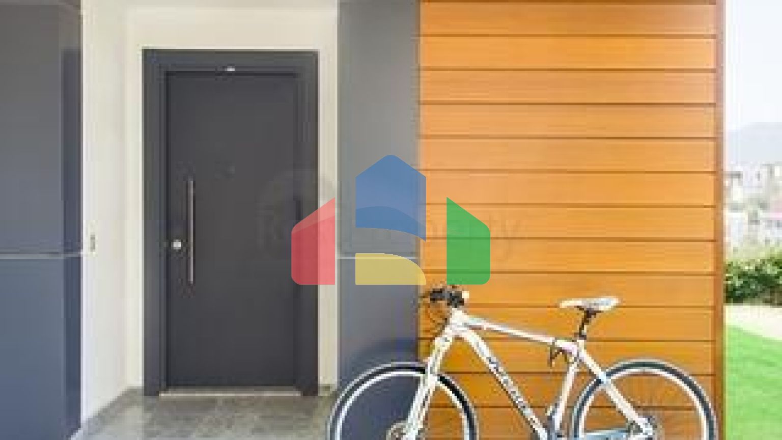 Доступные квартиры в центре Бодрума с видом на Море и город!