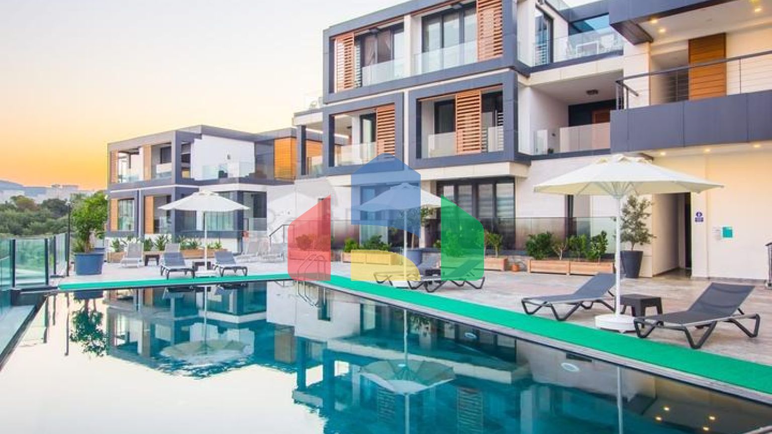 Доступные квартиры в центре Бодрума с видом на Море и город!