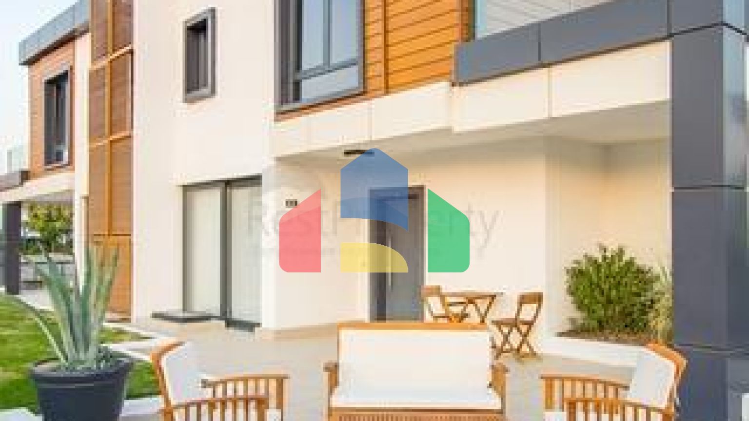 Доступные квартиры в центре Бодрума с видом на Море и город!