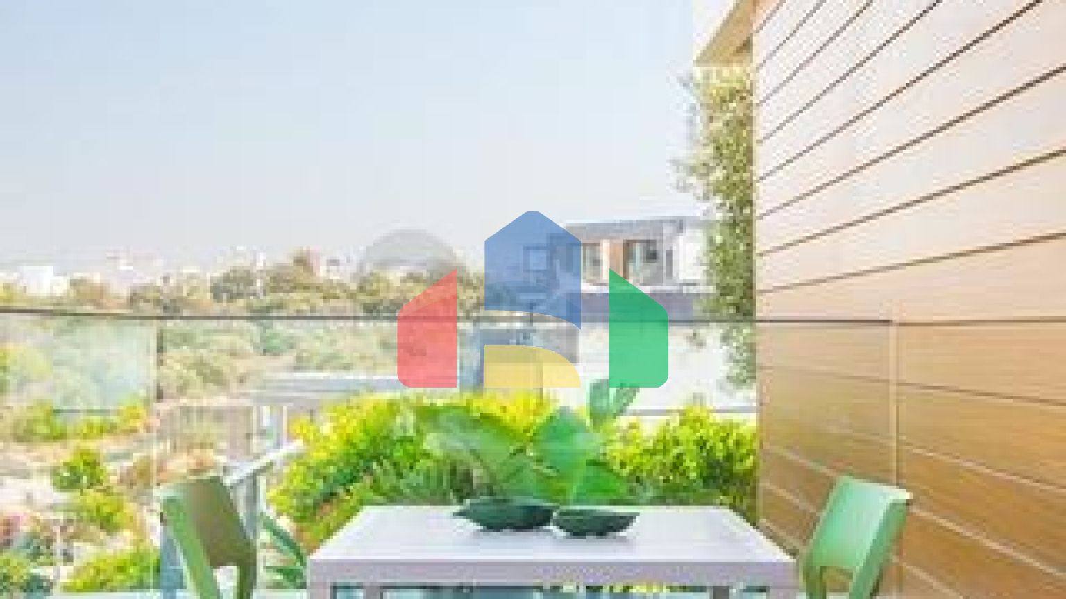 Доступные квартиры в центре Бодрума с видом на Море и город!