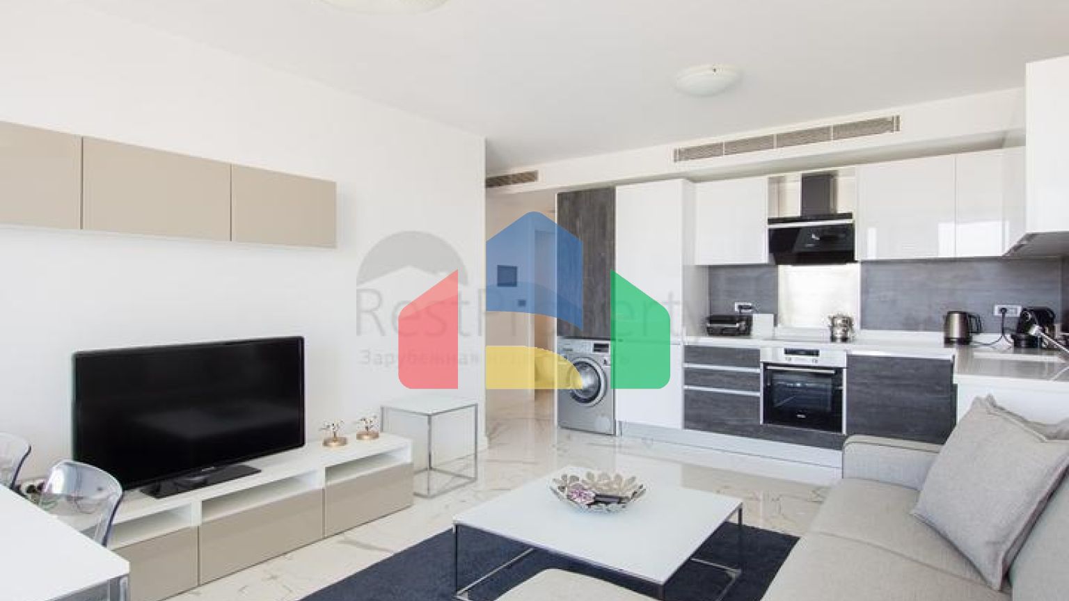 Доступные квартиры в центре Бодрума с видом на Море и город!