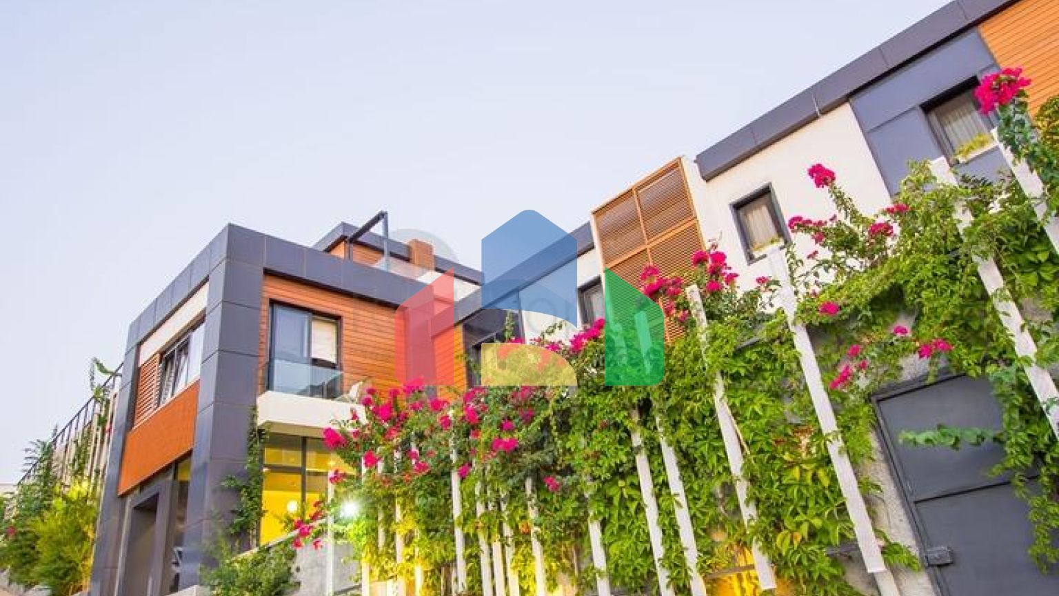 Доступные квартиры в центре Бодрума с видом на Море и город!