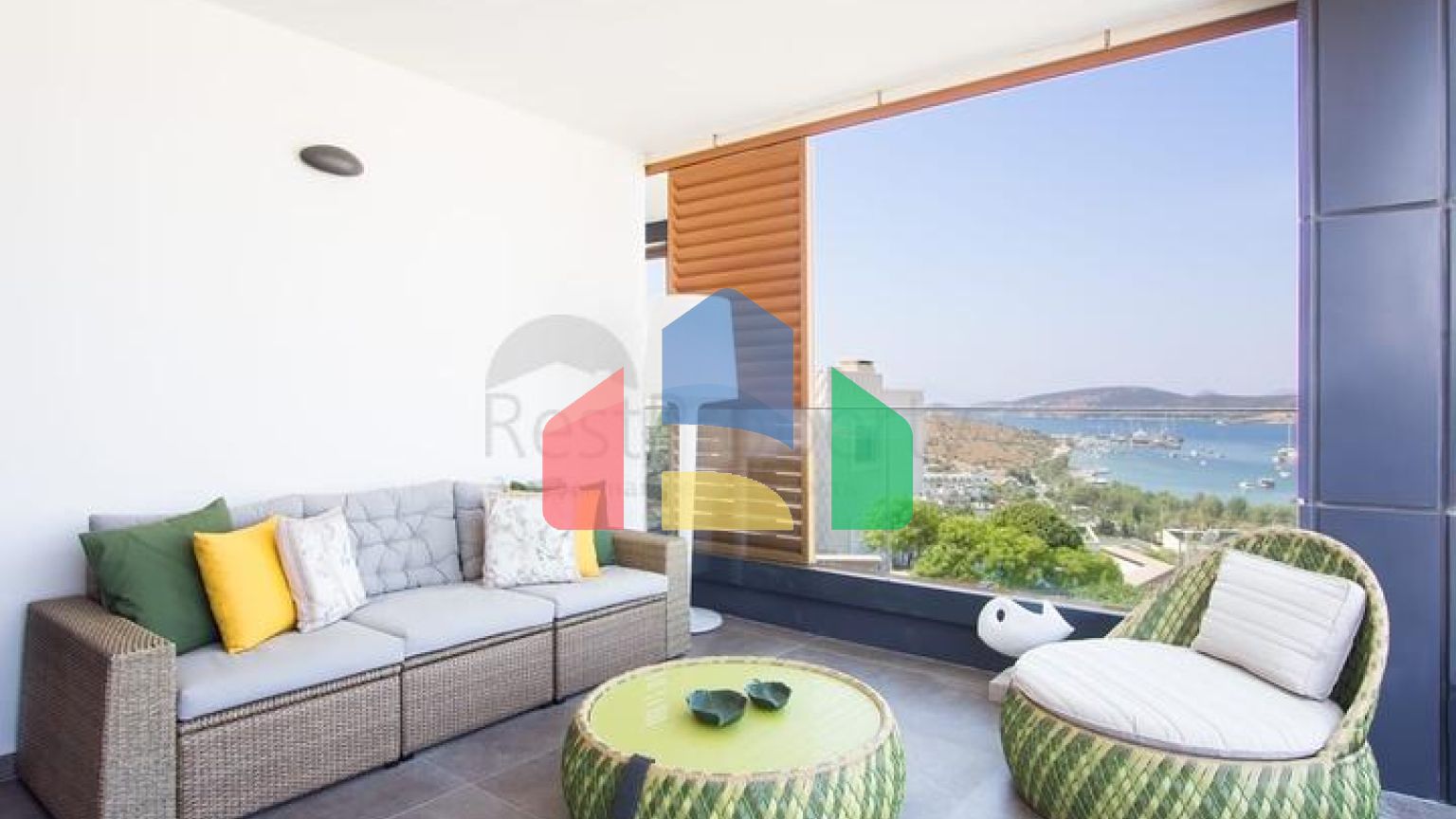 Доступные квартиры в центре Бодрума с видом на Море и город!