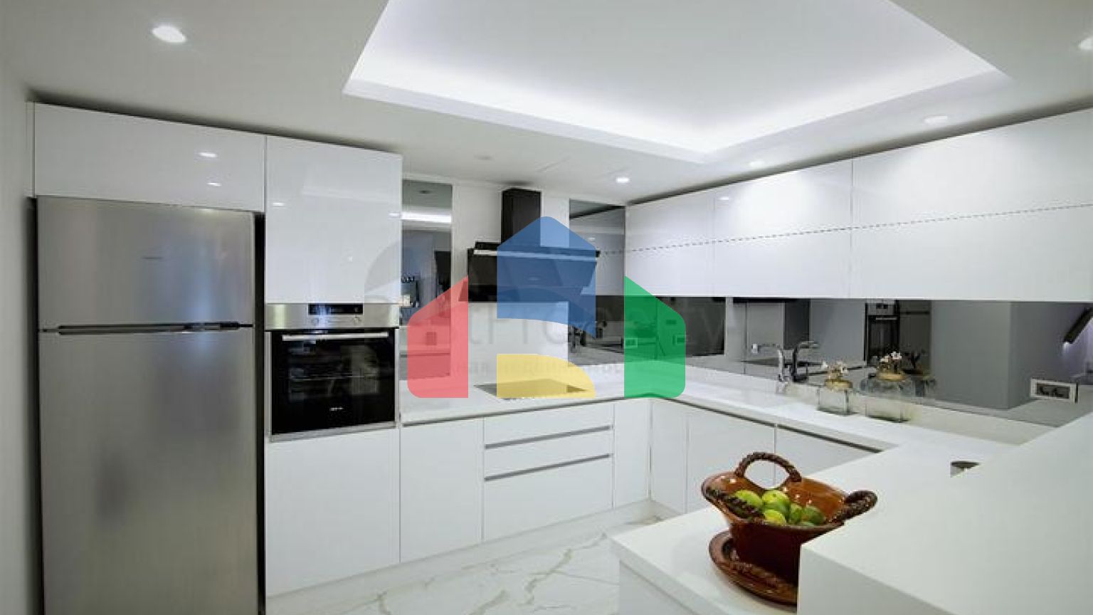 Доступные квартиры в центре Бодрума с видом на Море и город!