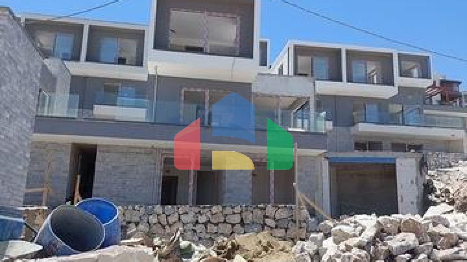 Комплекс современных вилл на берегу Эгейского моря в Бодруме