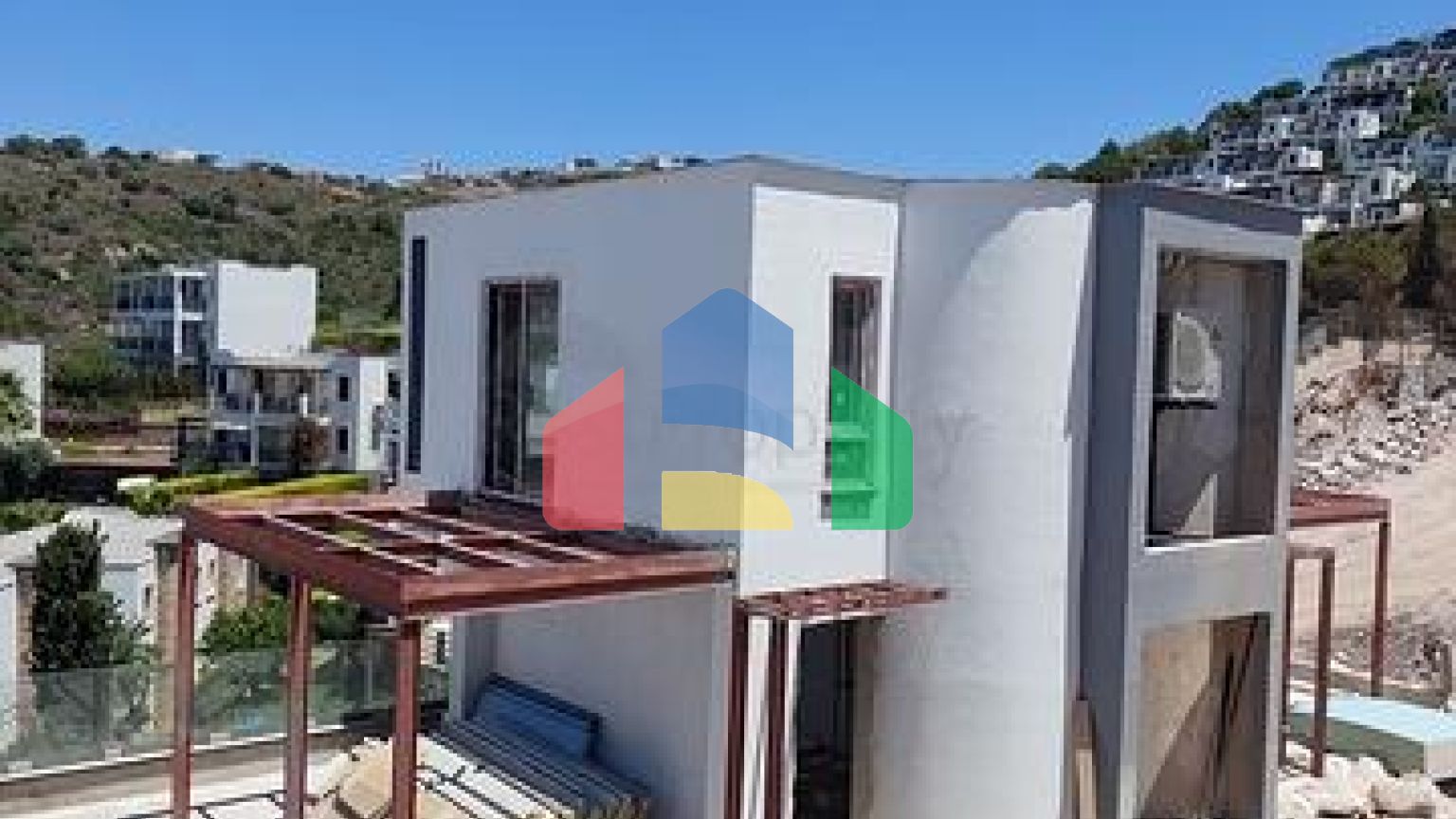 Комплекс современных вилл на берегу Эгейского моря в Бодруме