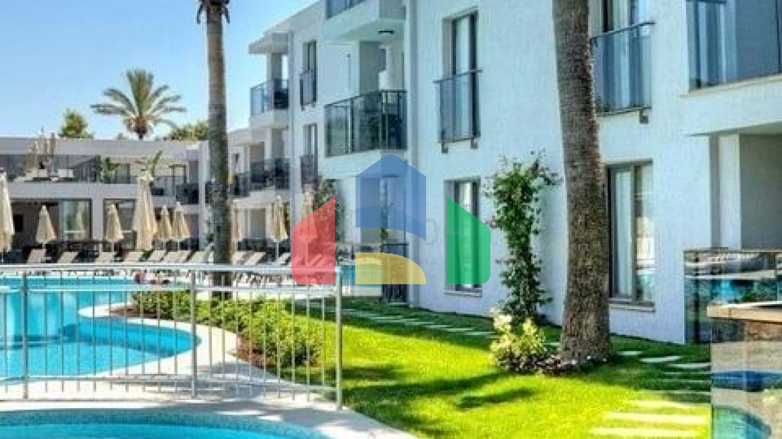 Представляем уникальный бутик-апарт отель, идеально расположенный в одном из популярных туристических районов Бодрума.