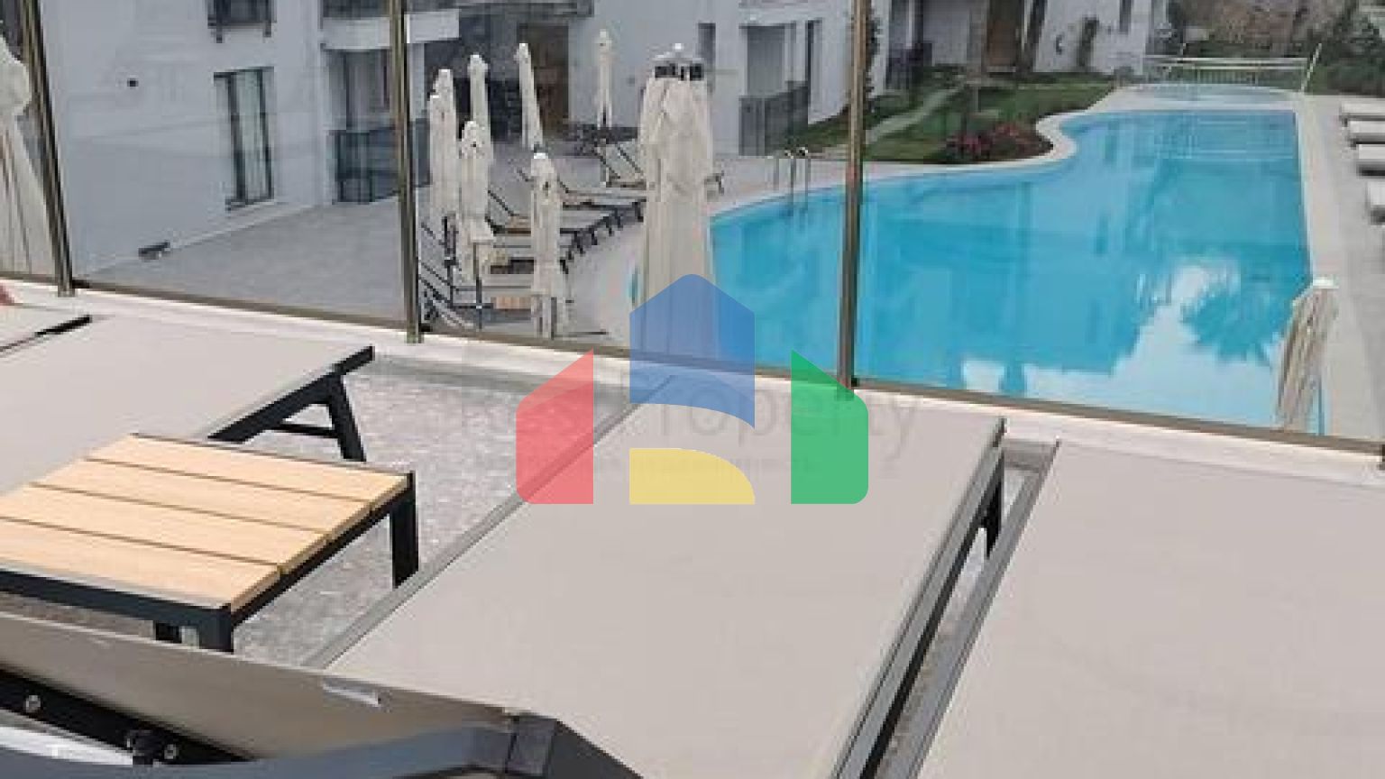 Представляем уникальный бутик-апарт отель, идеально расположенный в одном из популярных туристических районов Бодрума.