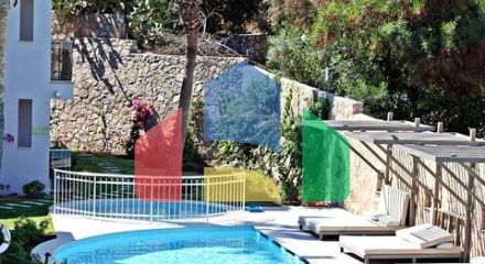 Представляем уникальный бутик-апарт отель, идеально расположенный в одном из популярных туристических районов Бодрума. Представляем уникальный бутик-апарт отель, идеально расположенный в одном из популярных туристических районов Бодрума.