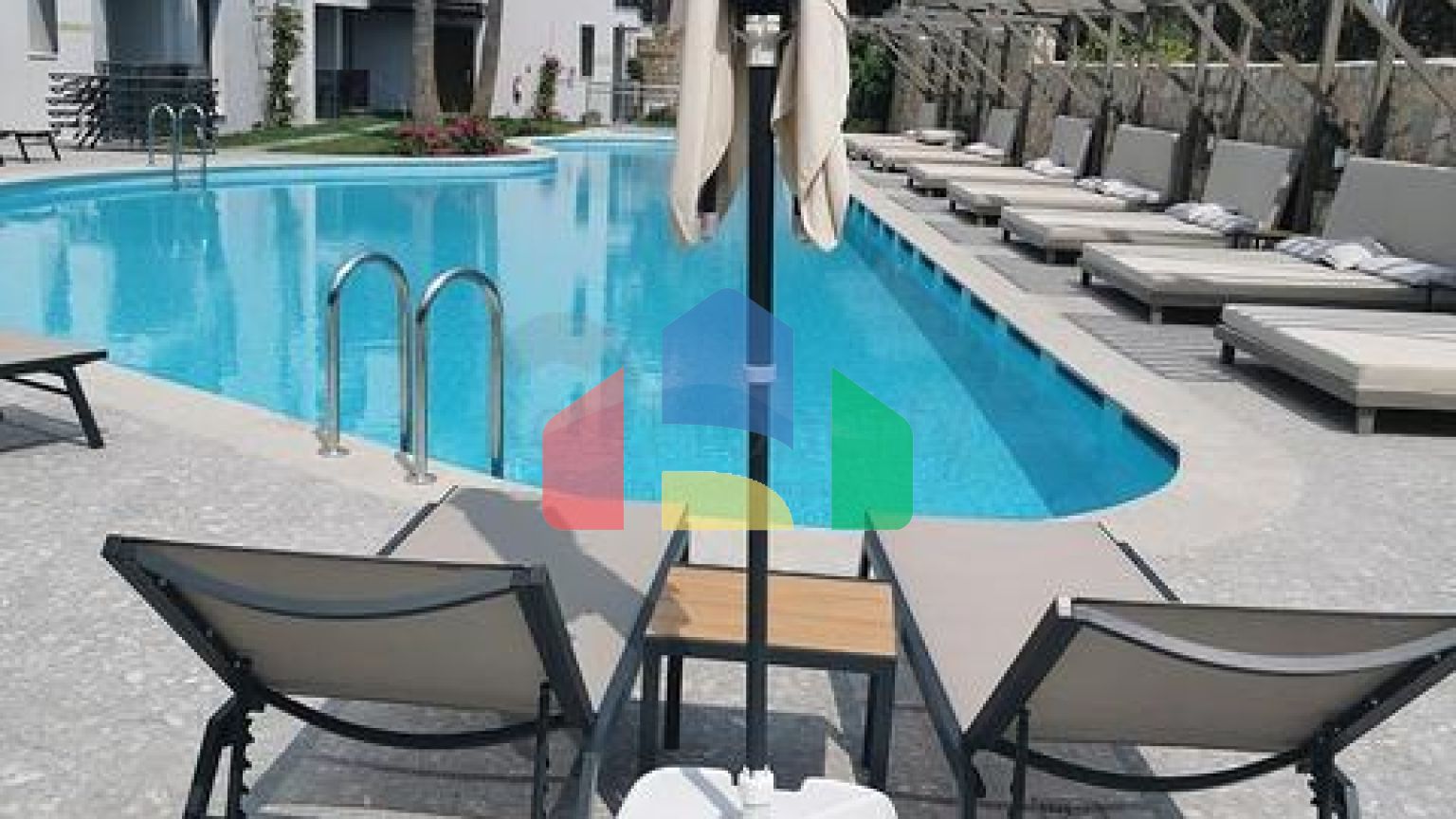 Представляем уникальный бутик-апарт отель, идеально расположенный в одном из популярных туристических районов Бодрума.