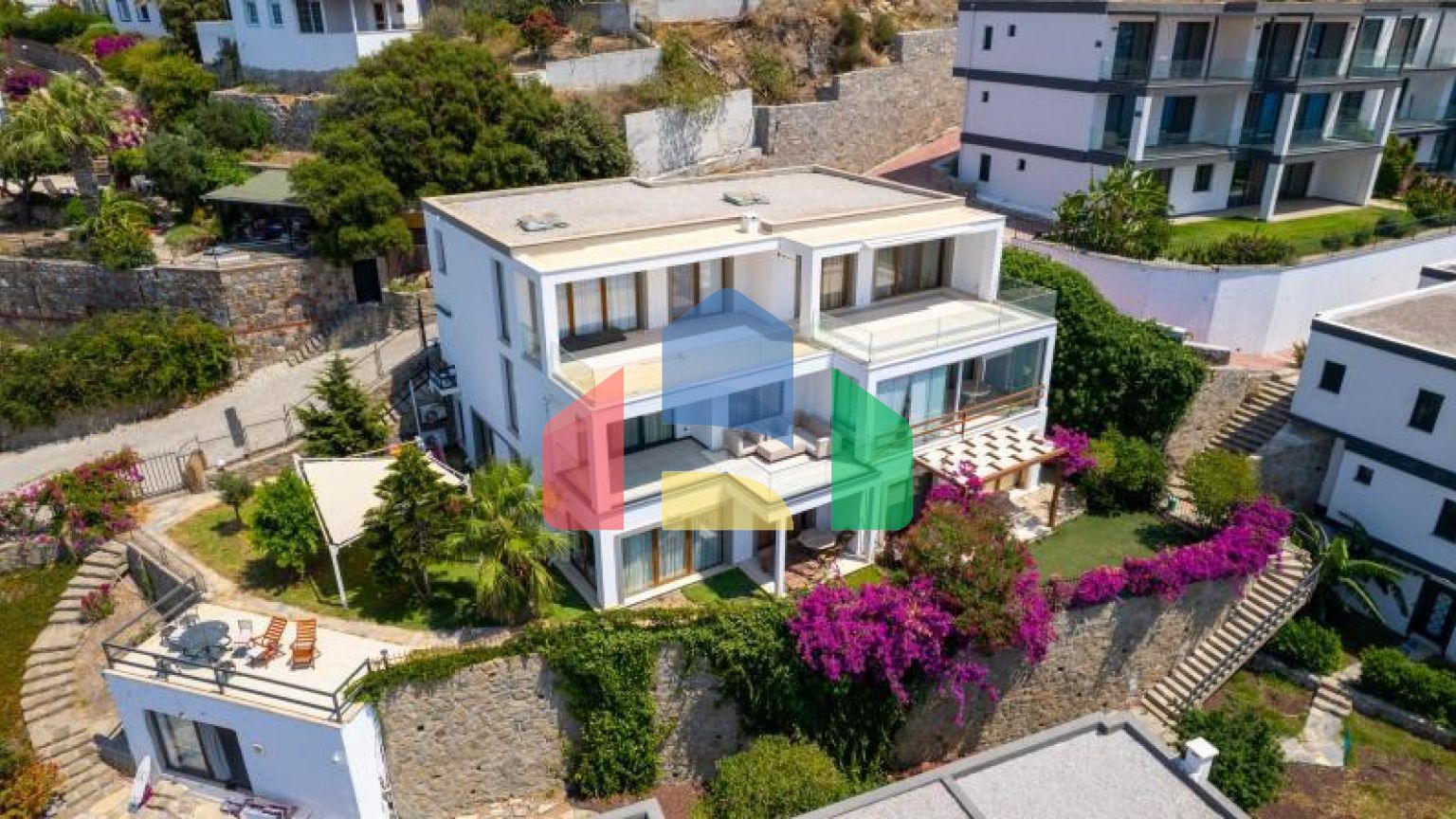 Квартира 2+1 с видом на море в Бодрум