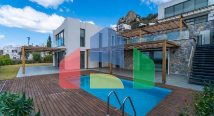 Вилла 6+1 с видом на море в Бодрум