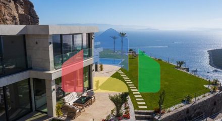 Вілла 5 + 1 з видом на море в Бодрум