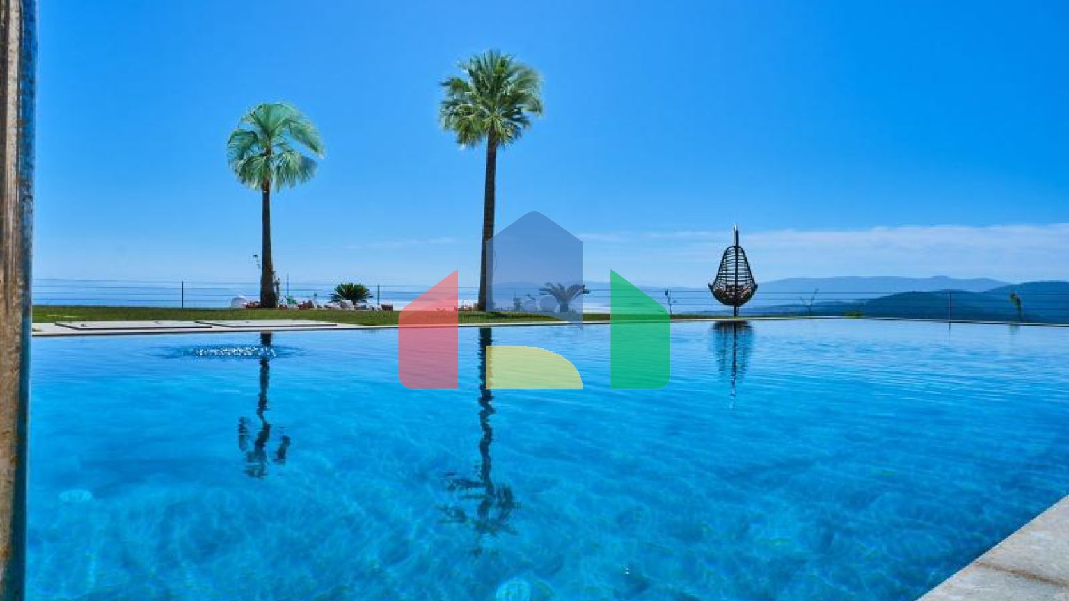 Вілла 5 + 1 з видом на море в Бодрум