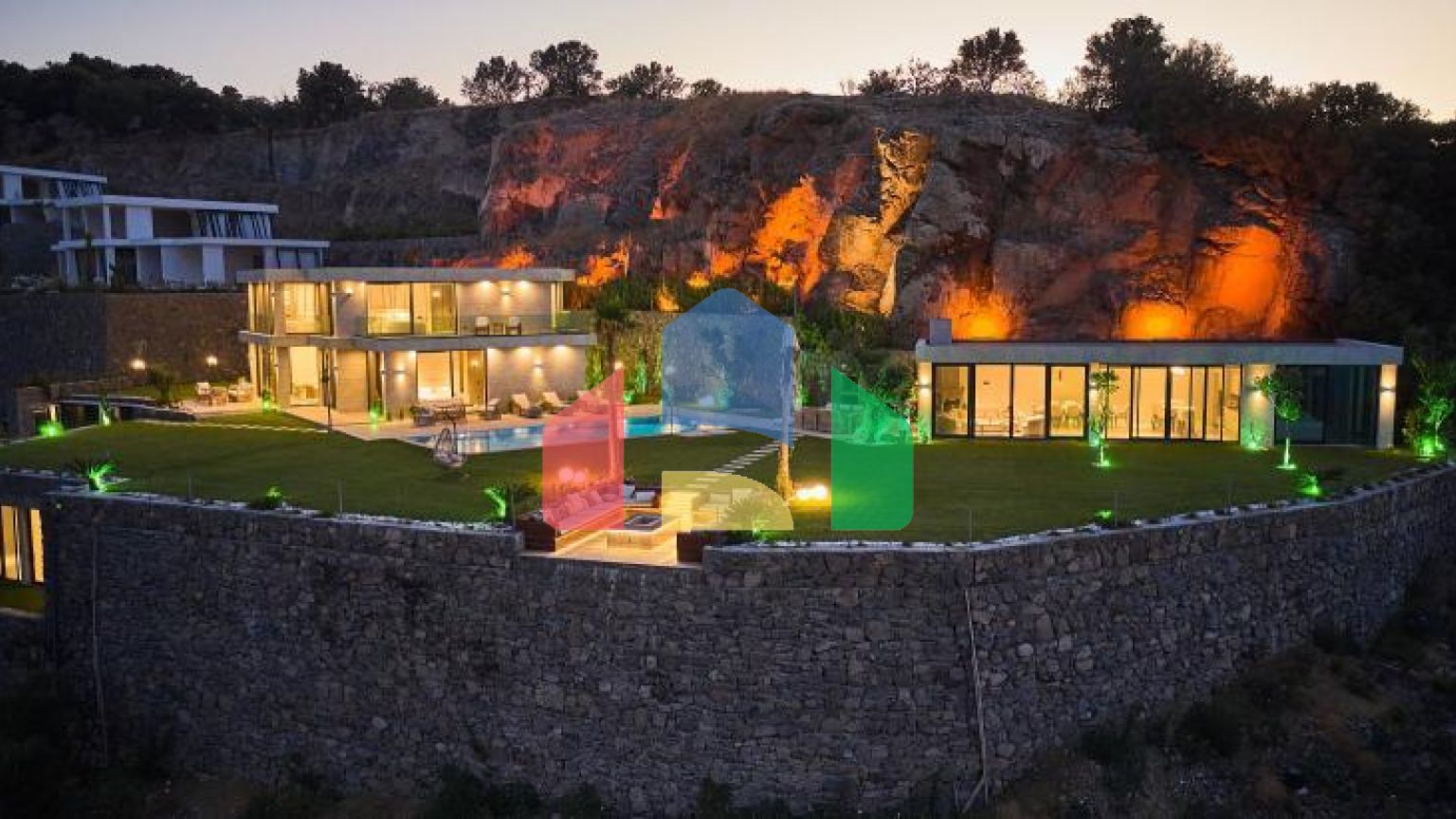 Вілла 5 + 1 з видом на море в Бодрум