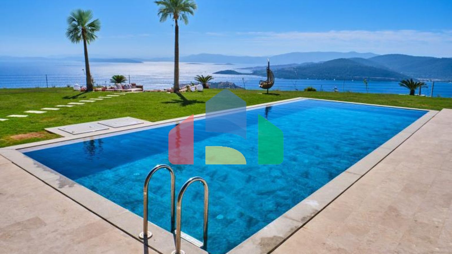 Вілла 5 + 1 з видом на море в Бодрум