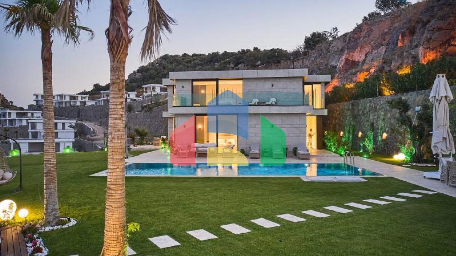 Вілла 5 + 1 з видом на море в Бодрум