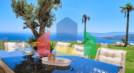 Вілла 5 + 1 з видом на море в Бодрум