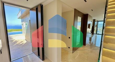 Вілла 5 + 1 з видом на море в Бодрум