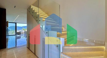 Вілла 5 + 1 з видом на море в Бодрум