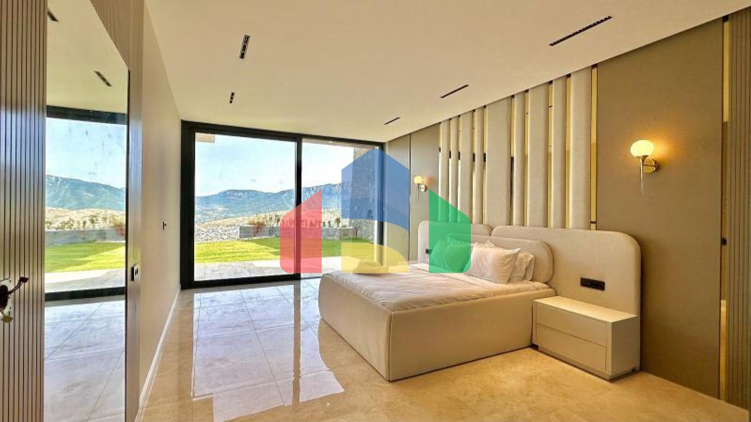 Вілла 5 + 1 з видом на море в Бодрум