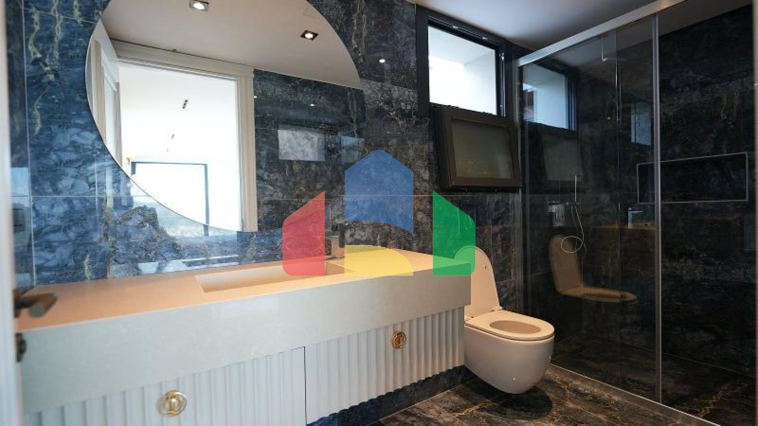 Вілла 5 + 1 з видом на море в Бодрум