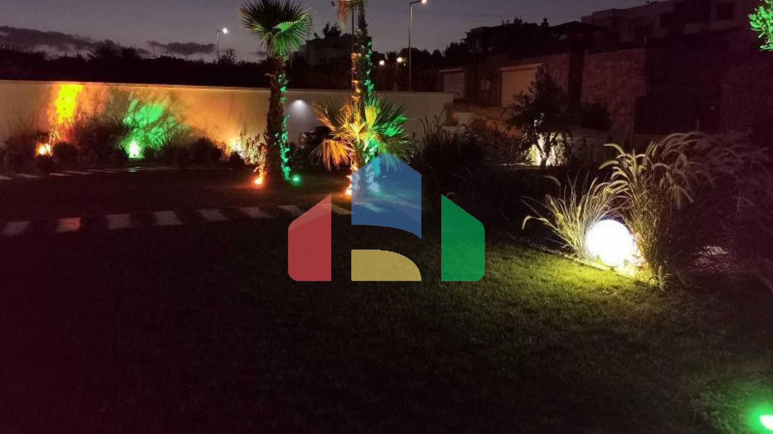 Вилла 5+1 с видом на море в Бодрум