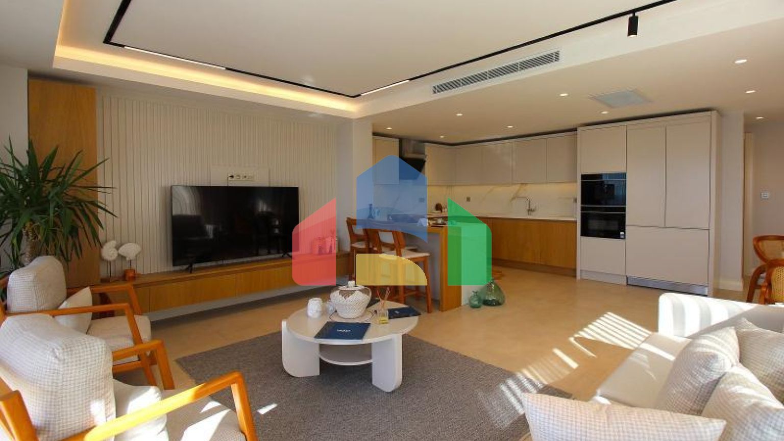 Вилла 4+1 с видом на море в Бодрум