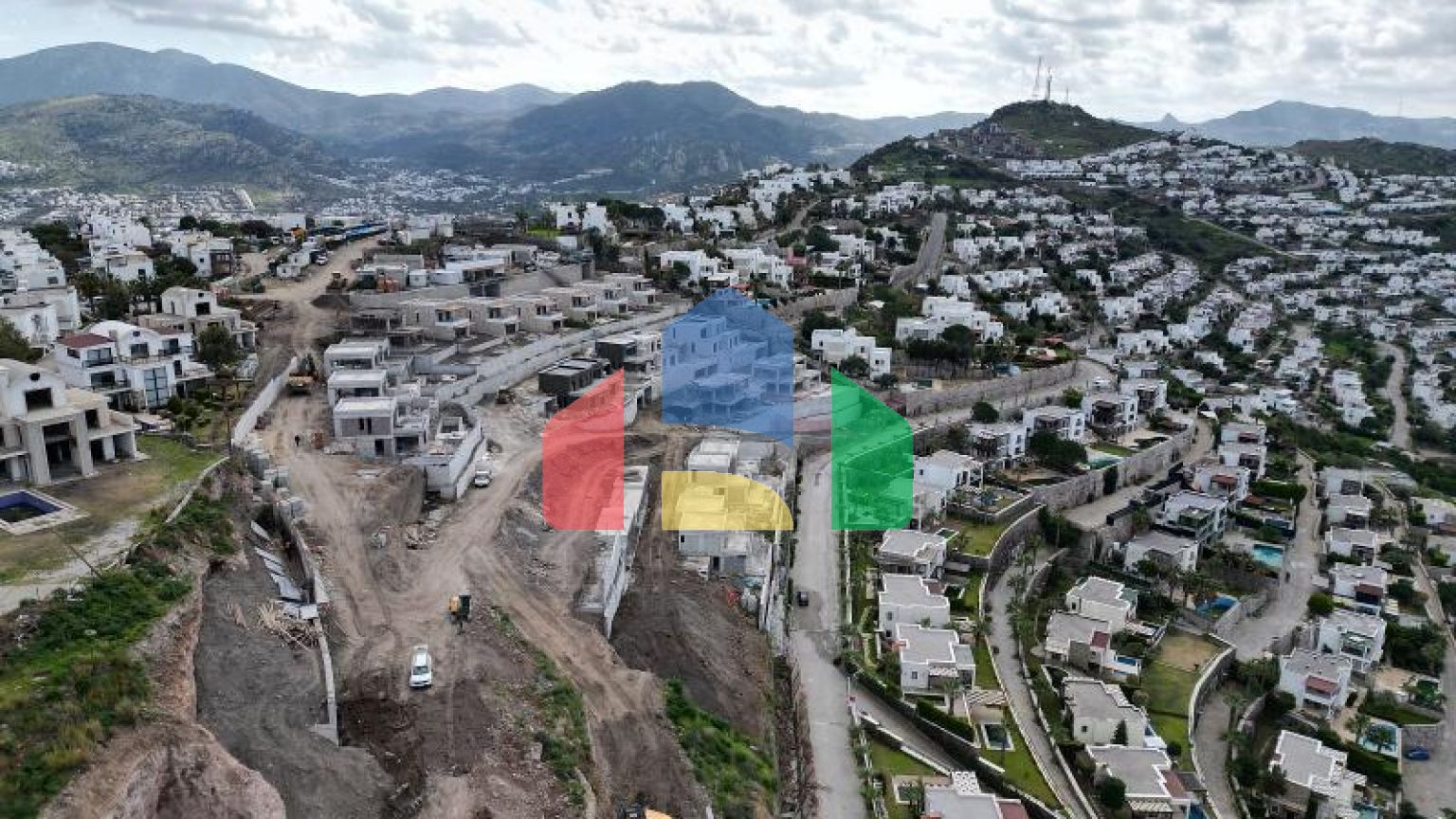 Вилла 4+1 с видом на море в Бодрум