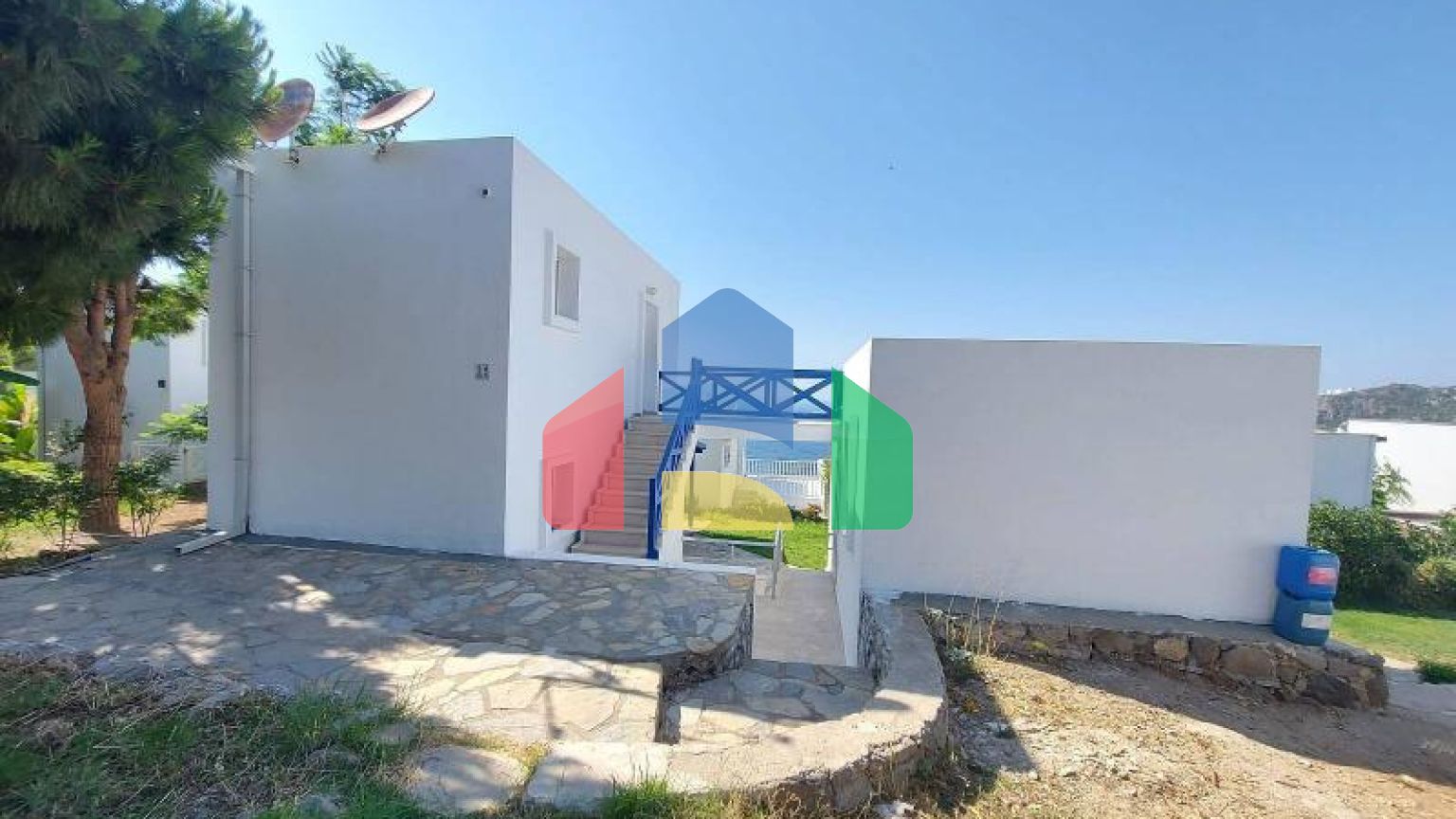 Вилла 3+1 с видом на море в Бодрум