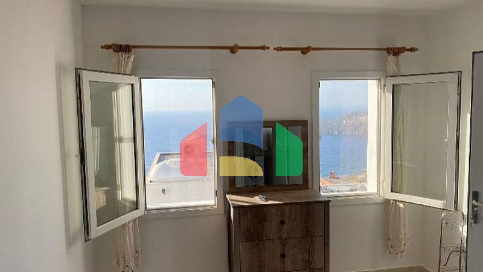 Вилла 3+1 с видом на море в Бодрум