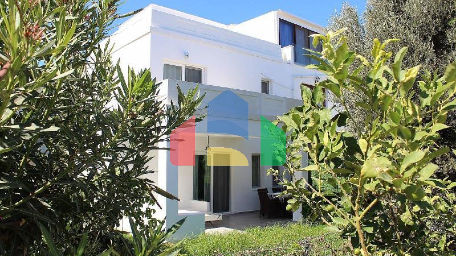 Вилла 3+1 с видом на море в Бодрум