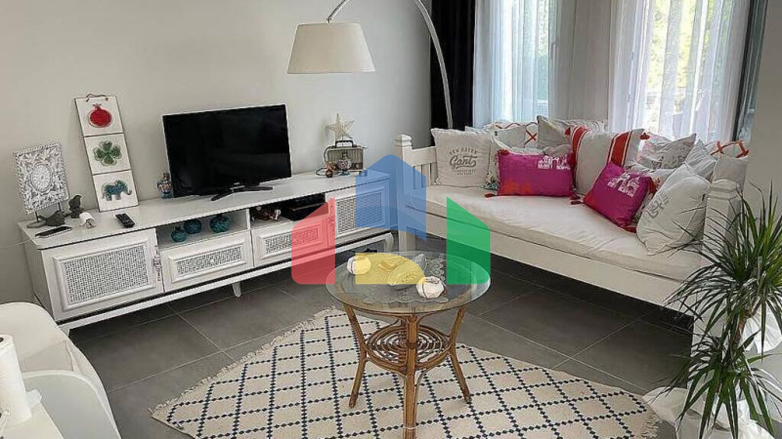 Вилла 3+1 с видом на море в Бодрум