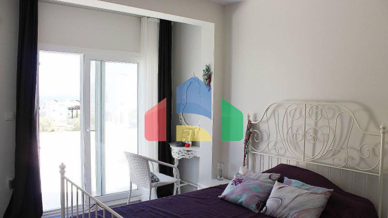 Вилла 3+1 с видом на море в Бодрум