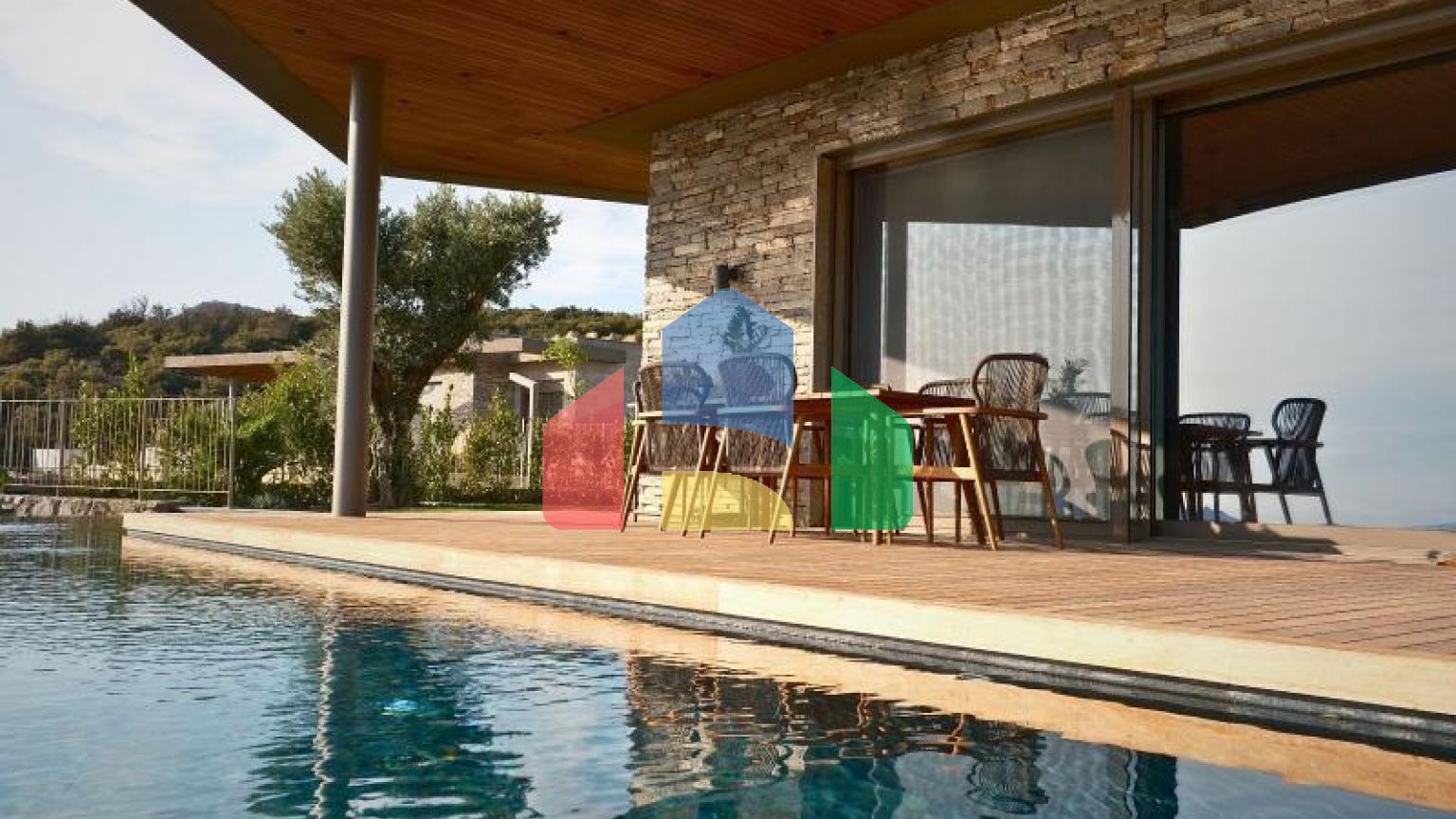 Вилла 5+2 с видом на море в Бодрум