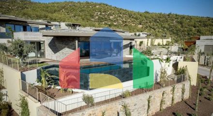 Вилла 5+2 с видом на море в Бодрум