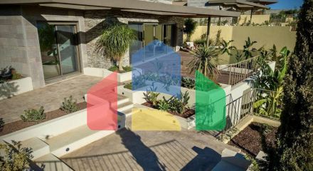 Вилла 5+2 с видом на море в Бодрум