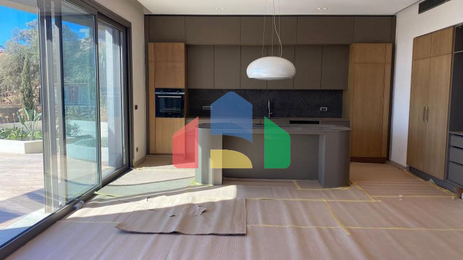 Вилла 5+2 с видом на море в Бодрум