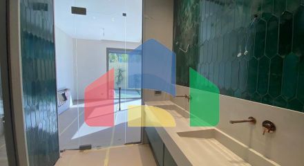 Вилла 5+2 с видом на море в Бодрум